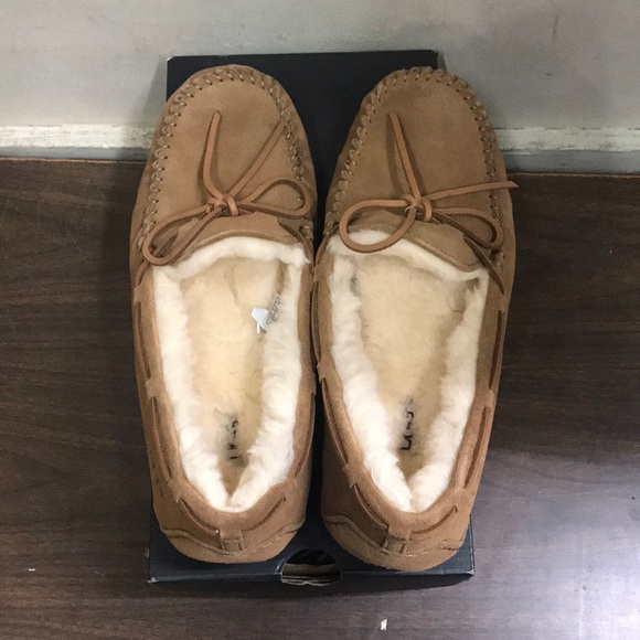Men's UGG Olsen Moccasin - Picture 5 of 5